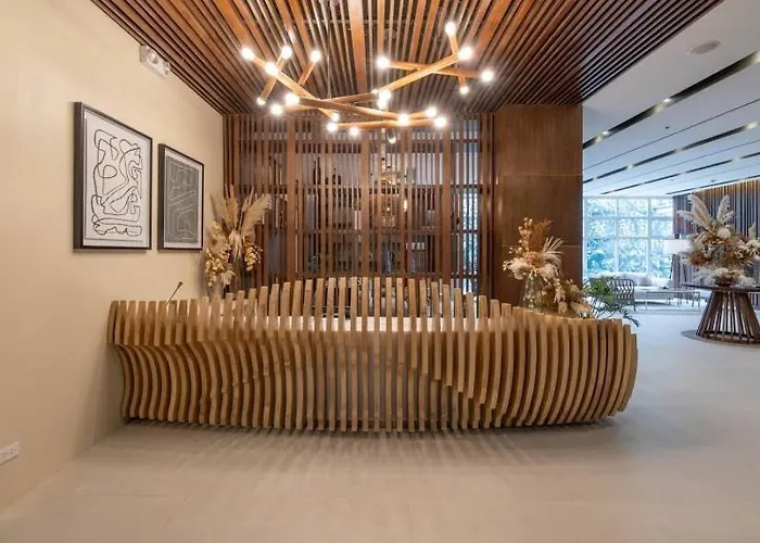 Be Stylish Wifi, Netflix, Center アパート セブ市